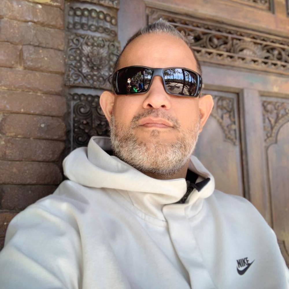 Meet your Posher, Endy